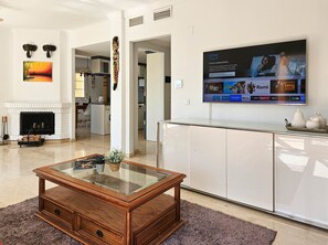 Interior - Villa Eva with private pool in Torreblanca (Fuengirola)