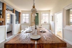 Dining - Period house 1730 - Central. Quiet. Special. 1 floor (Königsbach-Stein)