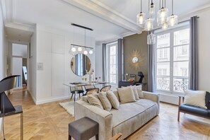 Apartment | Living room - Sublim Apartment Center of Paris Le Marais (Paris)