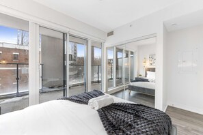 Bügeleisen/Bügelbrett, WLAN, Bettwäsche