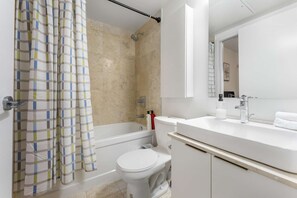 Haartrockner, Handtücher