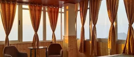 Quadruple Room, Mountain View