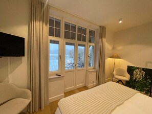 Tabla de planchar con plancha y wifi gratis 