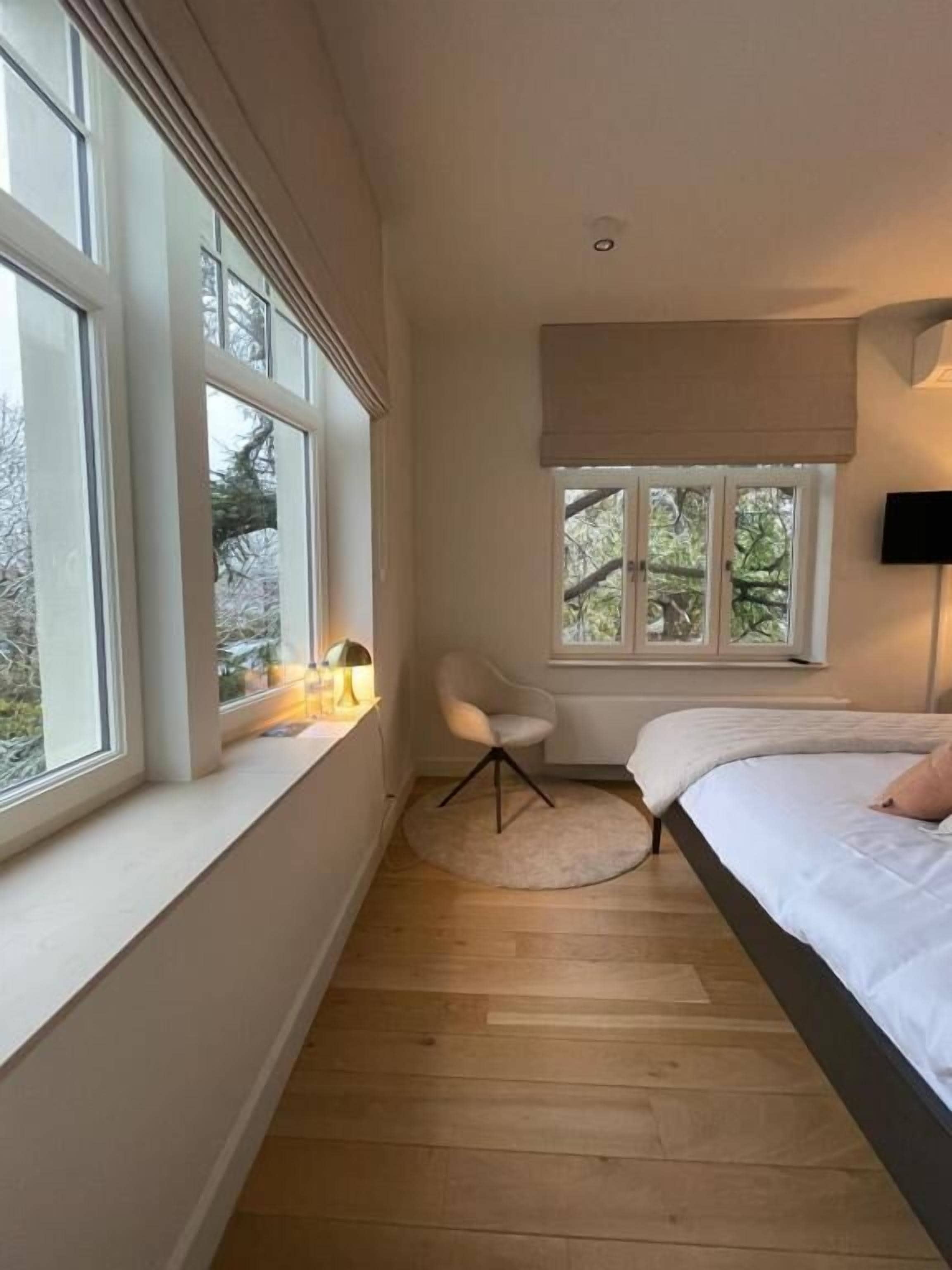 Deluxe Room Magnolia (20m2) | Een strijkplank/strijkijzer, gratis wifi