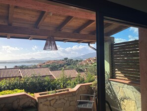 Interior - Beautiful sea view:  Lovely 3-bedroom house with AC in charming Porto Tramatzu` (Porto Tramatzu)