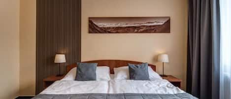 Comfort Double Room, Non Smoking, City View | Free WiFi, wheelchair access