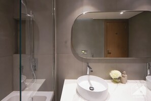 Interior - Stylish City Walk 2BR Apt Balcony Iconic Views (Dubai)