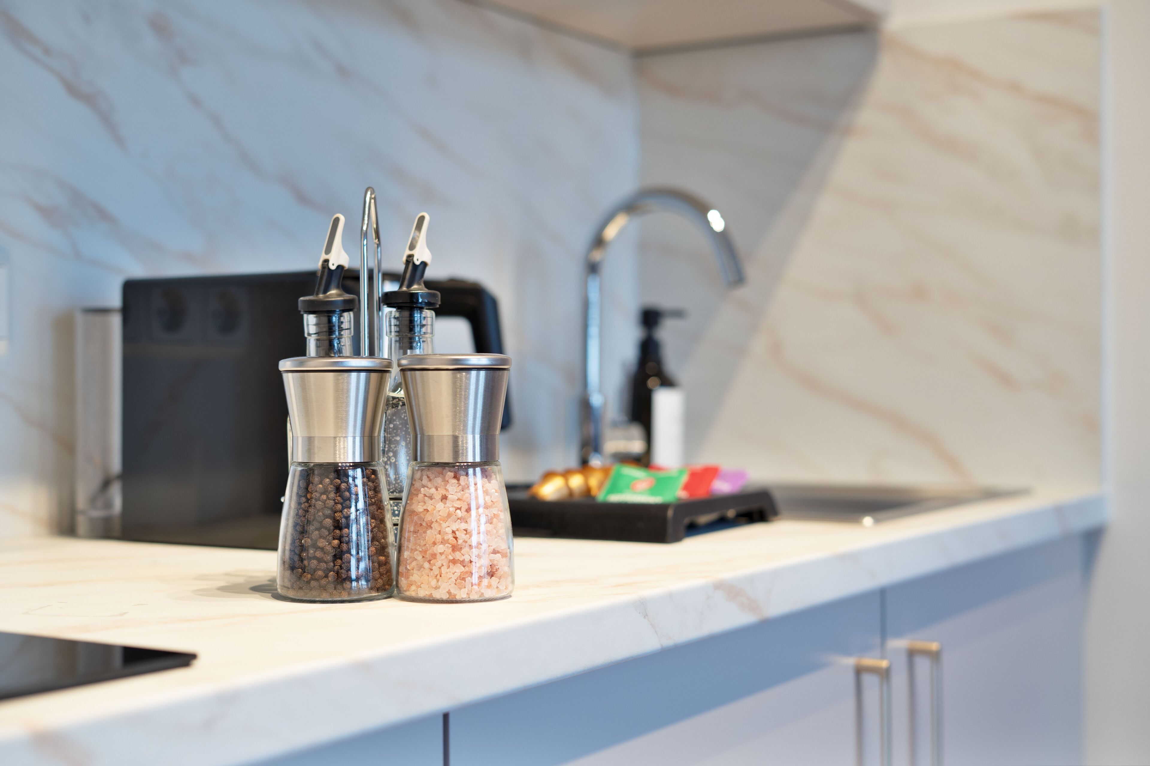 Superior-Apartment, 1 Schlafzimmer | Eigene Küche | Kühlschrank, Mikrowelle, Herdplatte, Wasserkocher mit Kaffee-/Teezubehör