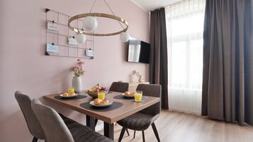 Superior-Apartment, 1 Schlafzimmer | Speisen