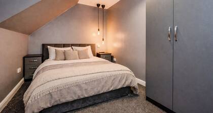 Room-cozy Hideaway on the Edge of Nature