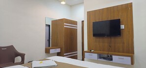 Deluxe Double Room, City View | Desk, laptop workspace, iron/ironing board, free WiFi - Hotel Royal View (Ahmedabad)