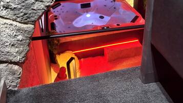 Tina de hidromasaje interior