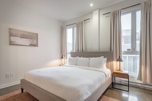 Cortinas blackout y sistema de insonorización 