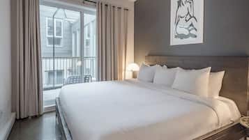 Deluxe Condo | Blackout drapes, soundproofing, iron/ironing board, free WiFi