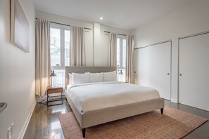 Luxury Penthouse, City View | Blackout drapes, soundproofing, iron/ironing board, free WiFi - LE PENNY LANE PAR DOJOSTAYS (Montréal)