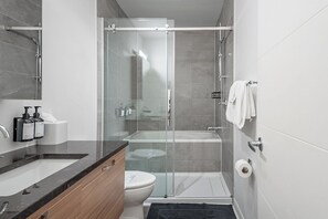 Seife, Shampoo, Toilettenpapier