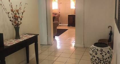 Fabulous 1-bedroom apartment with AC in vibrant Gros Islet