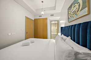Room - FIRST CLASS | 2BR | Refined Living Near from Metro (Business Bay)
