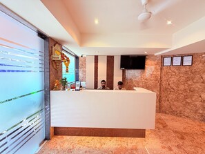 Lobby - Hotel Zampex Executive  (Navi Mumbai)