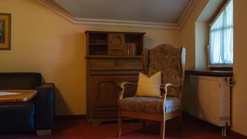 Apartment | Living room