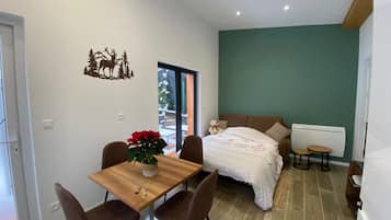 Strygejern/strygebræt, Wi-Fi, sengetøj