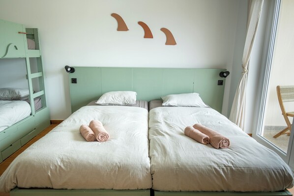 Comfort-Dreibettzimmer, eigenes Bad | Kostenloses WLAN