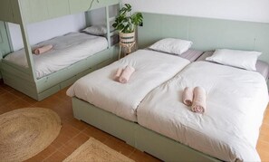 Comfort Triple Room, Private Bathroom - SURFinn Figueira Da Foz (Buarcos)