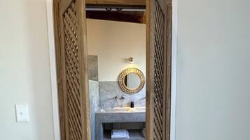 Classic-Vierbettzimmer, Gartenblick | Innenbereich