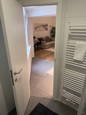Interior - Ground Serenity (Saint-Gilles)