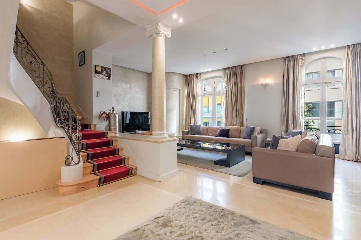 Télévision, espaces bureaux