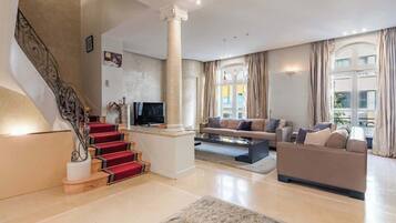 Télévision, espaces bureaux