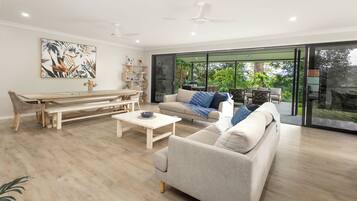 Rumah | 4 kamar tidur dan internet