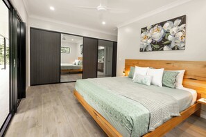 House | 4 bedrooms, Internet - Barron Heights in Caravonica (Cairns)