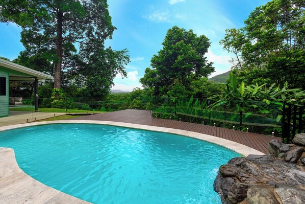 House | 4 bedrooms, Internet - Barron Heights in Caravonica (Cairns)