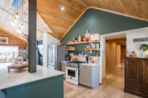 套房 | 3 間臥室、網路服務