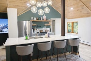 Suite | 3 bedrooms, Internet - Renovated Mountain Retreat in Hesperus (Hesperus)