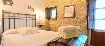 Maison rurale à Cabrales Picos de Europa avec vue sur la montagne et balcon