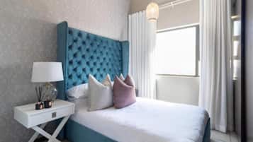 Apartment, Balcony, City View