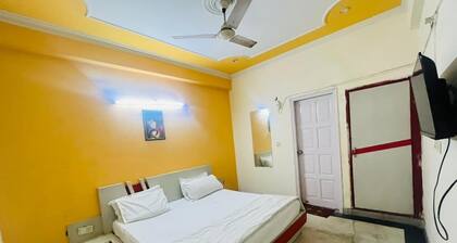 Roomshala Hotel Blue Inn Noida Sector 51