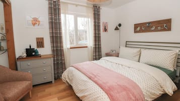 3 habitaciones, decoración personalizada y muebles diferentes