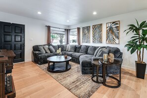 Interior - Shop, Swim & Explore: Updated Phoenix Home! (Phoenix)