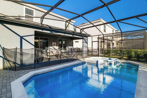 Resort Perks & Private Pool: Davenport Family Home - Davenport, FL