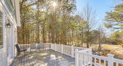 1 Mi to Bethany Beach: Family Home on Golf Course!