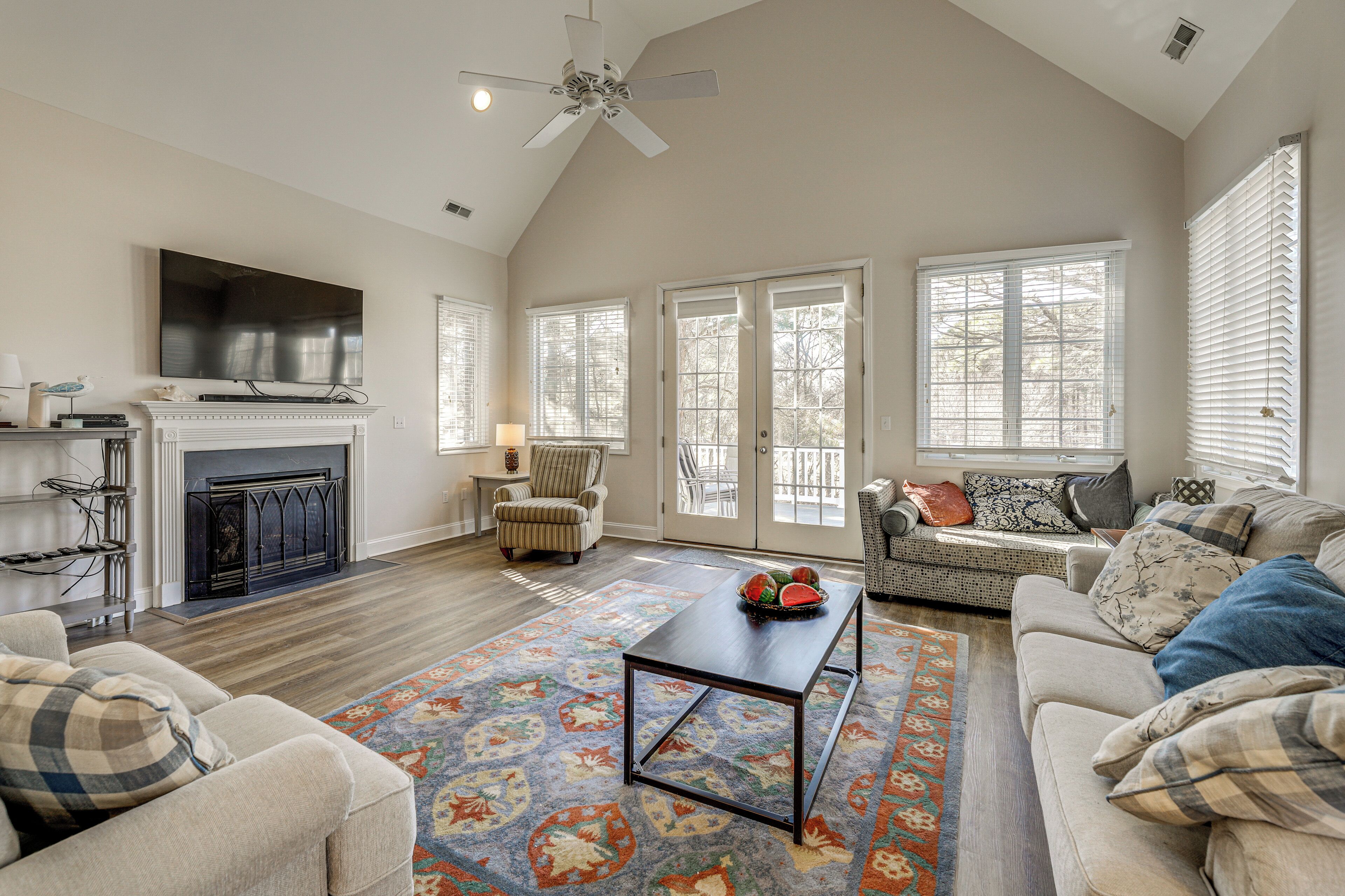 House (4 Bedrooms) | Front of property