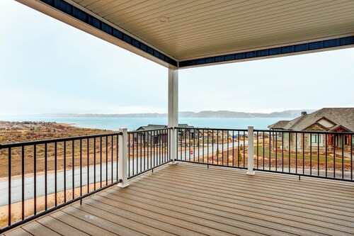 Hot Tub & Rec Room at Massive Bear Lake Home!