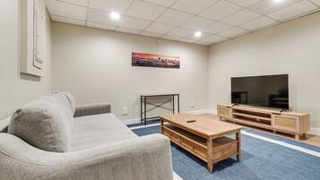 Apartment (1 Bedroom) | Interior