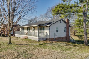 Apartment (1 Bedroom) | Interior - Quiet Franklin Apt: Close to Parks & Museums (Franklin)
