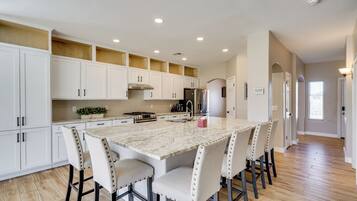 Maison (4 Bedrooms) | Intérieur