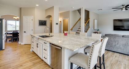 8 Mi to Saguaro National Park: Family Home w/ Yard