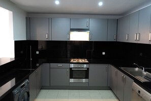 冰箱、厨具/餐具